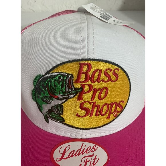 Bass Pro Shops Ladies Fit Pink & White Mesh Trucker Hat Adjustable Snapback - Picture 1 of 4